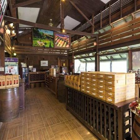 Village Farm And Winery Ванг-Нам-Кьяо Экстерьер фото