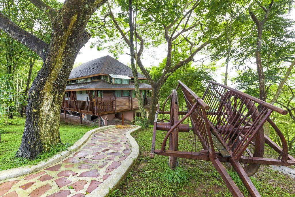 Village Farm And Winery Ванг-Нам-Кьяо Экстерьер фото